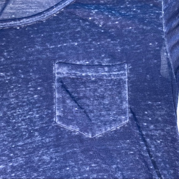 Comfy blue T-Shirt - Picture 8 of 8